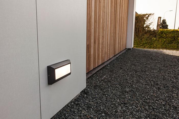 Lutec Architectural Helena udendørslampe til væg - 23 x 10 cm - Mørk grå Lutec Architectural Helena udendørslampe til væg - 23 x 10 cm - Mørk grå