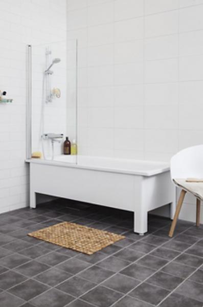 Alterna svingbar brusevæg til badekar 750x1400mm - Krom Alterna svingbar brusevæg til badekar 750x1400mm - Krom
