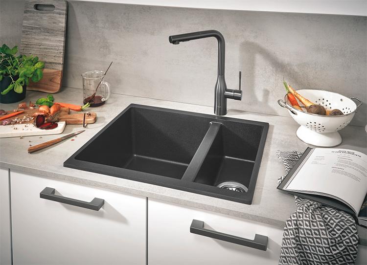 Grohe K500 køkkenvask i komposit m/skylleskål - Sort granit Grohe K500 køkkenvask i komposit m/skylleskål - Sort granit