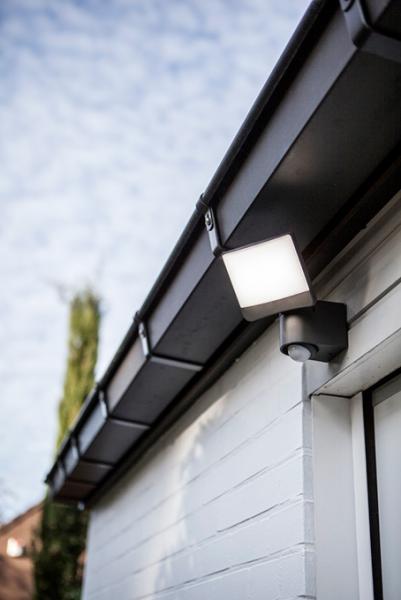 Lutec Security Sunshine udendørslampe m/sensor - Kompakt Lutec Security Sunshine udendørslampe m/sensor - Kompakt